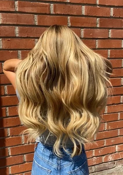 22-inch Hollywood-glam curls