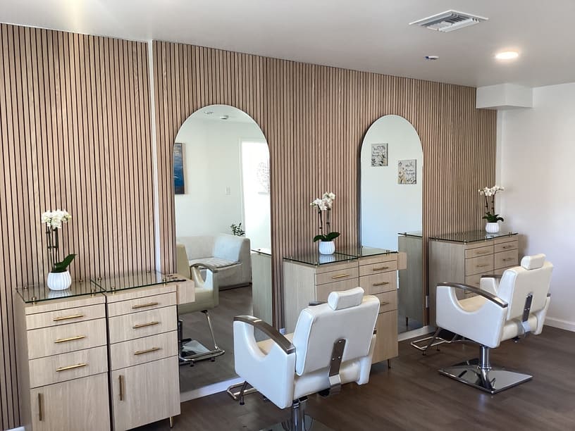 Seamless hand-tied hair-extension install